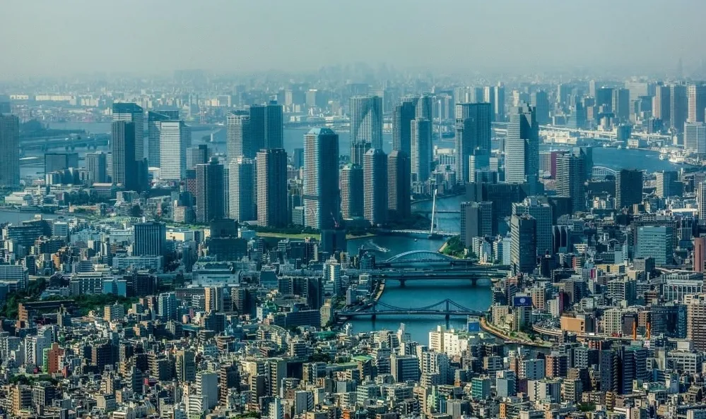 48 Hours in Tokyo: Temples, Tech, and Tasty Bites ev4txw